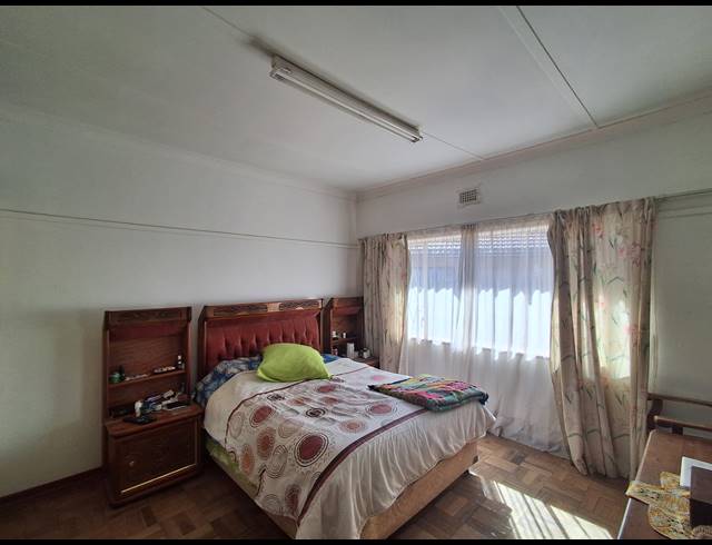 3 BEDROOM FREESTANDING FOR SALE IN STILFONTEIN EXT 4